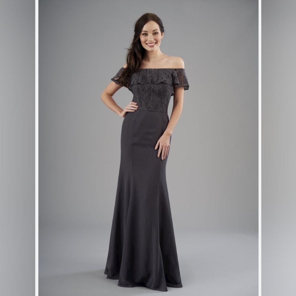 NWOT Jasmine off shoulder lace&Poly Chiffon long Dress